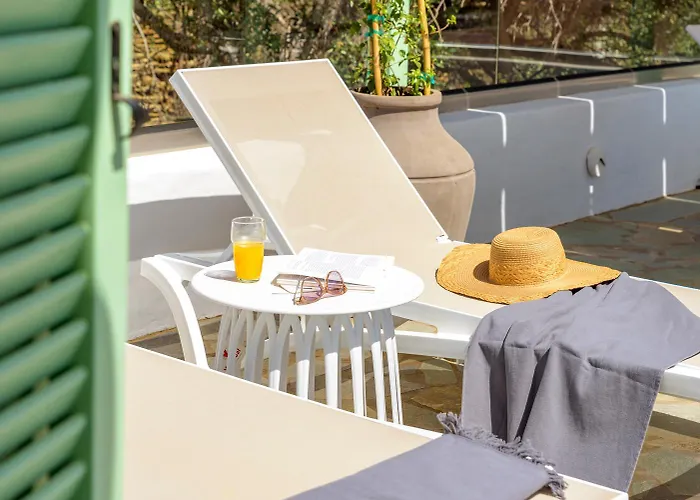 Demilia Luxury Feriehus Mpatsi