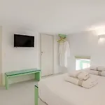 Demilia Luxury Ferienhaus *