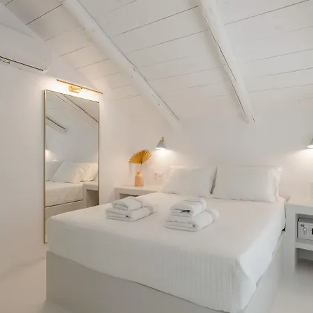 Demilia Luxury Feriehus Mpatsi